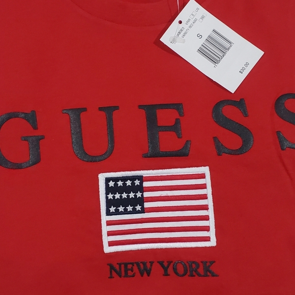 GUESS T-Shirt - Picture 4 of 7